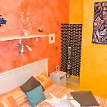 - Homstel Hostel *