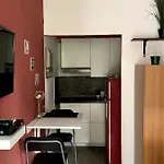- Homstel Hostel *