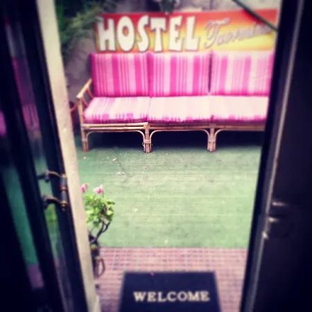 Hostal - Homstel *