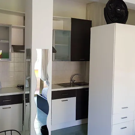 - Homstel Hostel