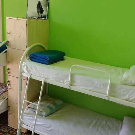 - Homstel Hostel Taormina