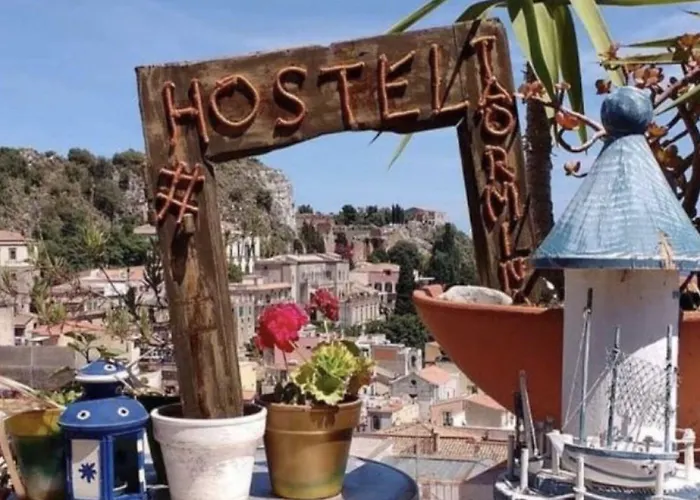 Hostel - Homstel *