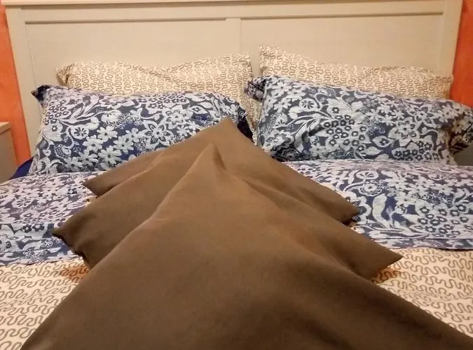 - Homstel Hostel Taormina